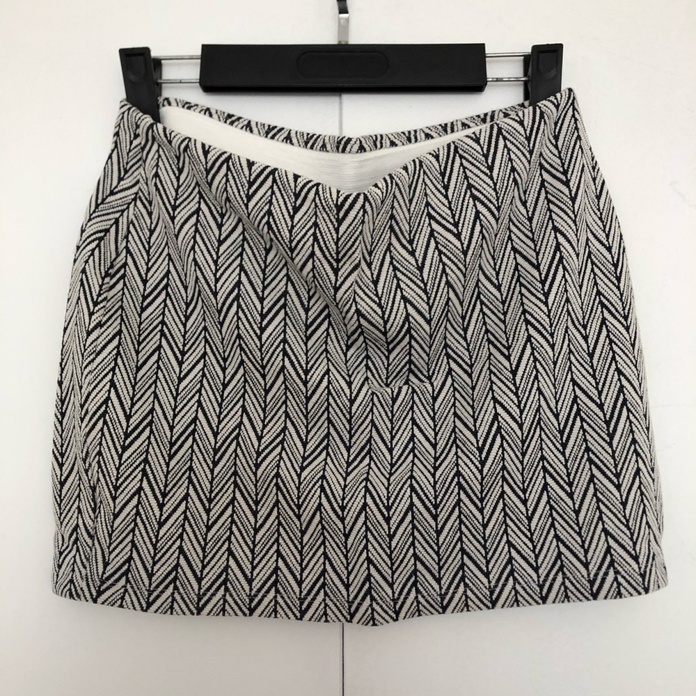 Zara Women Basic Essential Pencil Mini Bodycon Skirt Bottom Size M Blue/White